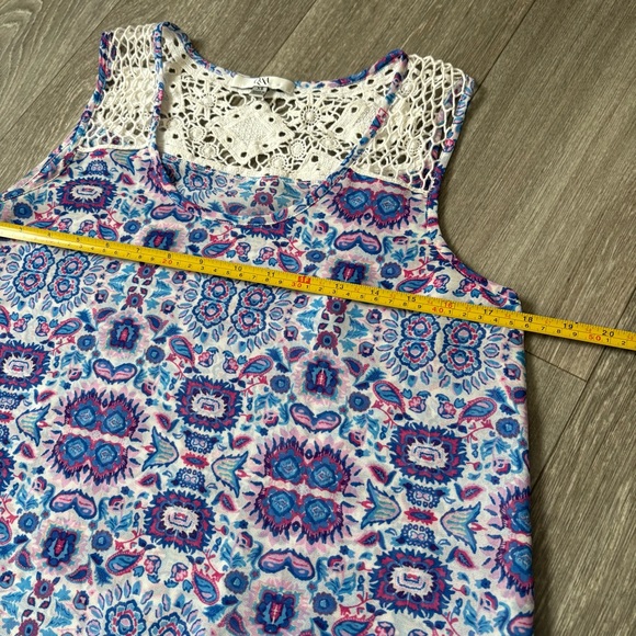 Q&A Boho Chic Sleeveless Top crochet lace yoke layered blouse women's XS - Picture 5 of 8